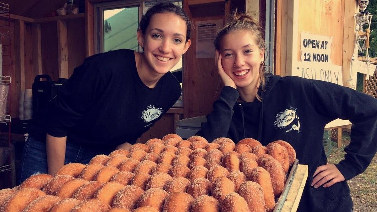 A tray of cider donuts at Pennings Farm Market