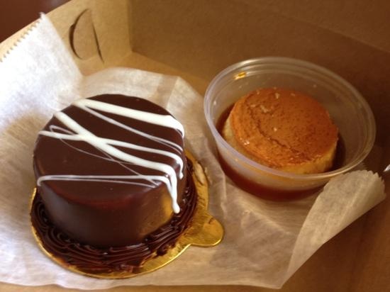 Flan and chocolate mousse cake photographed at Versailles