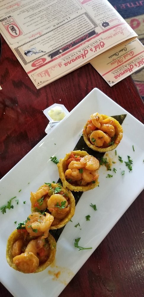 A shrimp-filled toston at Old’s Havana