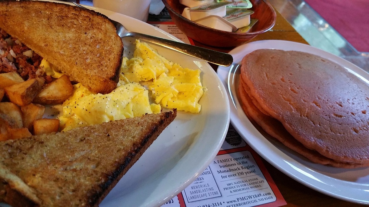 Breakfast at Parker’s Maple Barn