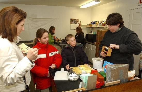Maple syrup tasting at Sugarbush Farm
