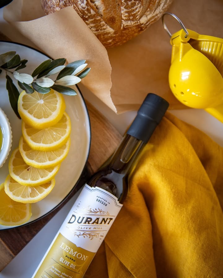 Durant olive oil with bread and lemons