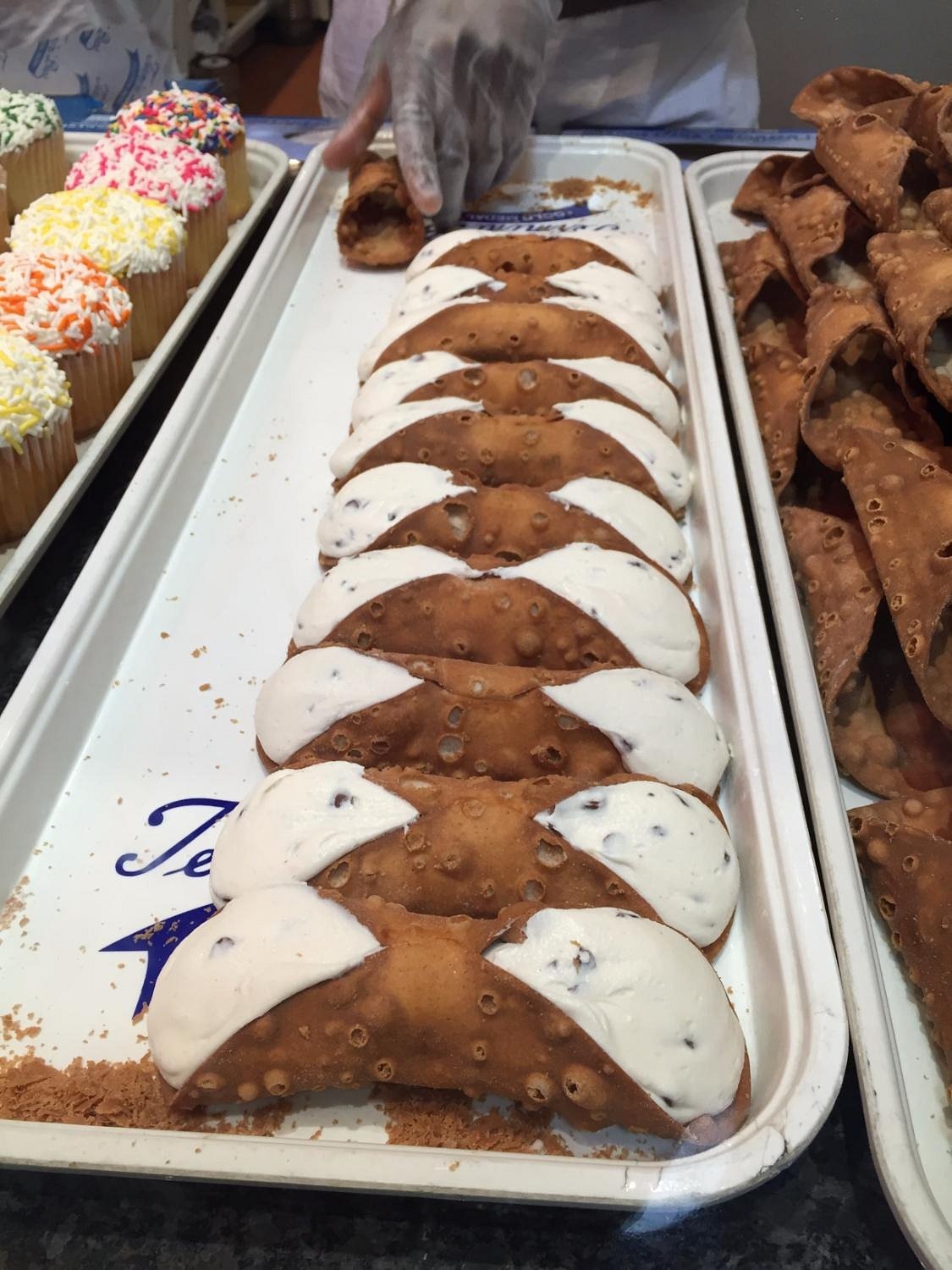 Cannoli from Termini Brothers Bakery in Reading Terminal Market