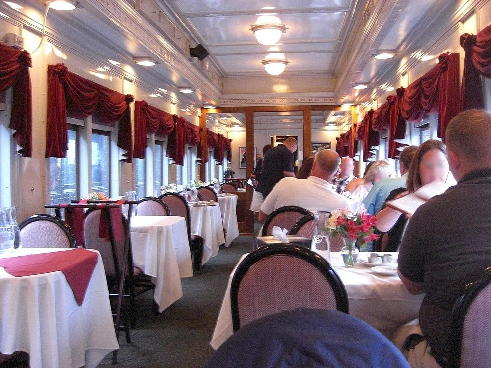 Inside an Essex Clipper dining car