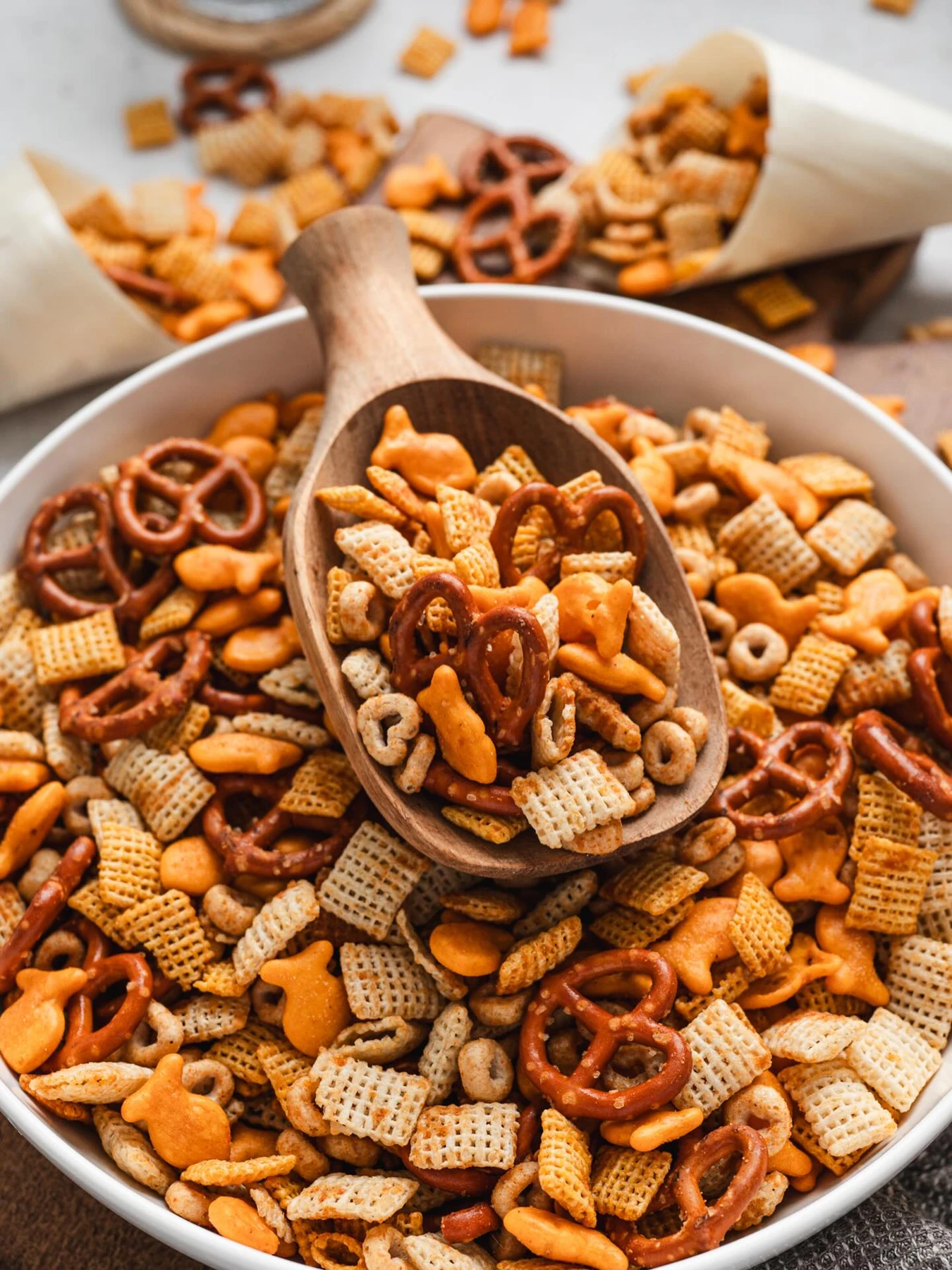 Cereal snack mix with pretzels and small crackers
